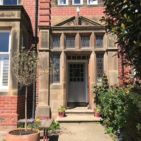 ロビン・フッズ・ベイ Fernleigh Bed & Breakfast エクステリア 写真