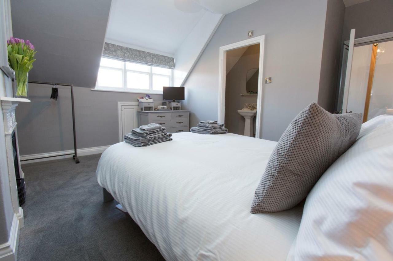 ロビン・フッズ・ベイ Fernleigh Bed & Breakfast エクステリア 写真